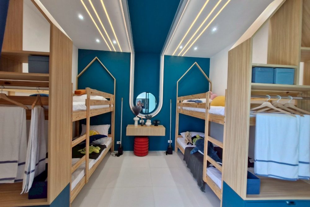 LINE_ALBUM_MyRoomPoolVilla_250803_53