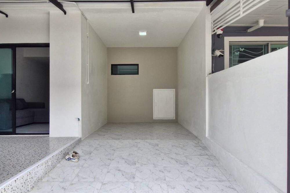 LINE_ALBUM_พฤกษา622_260917_8